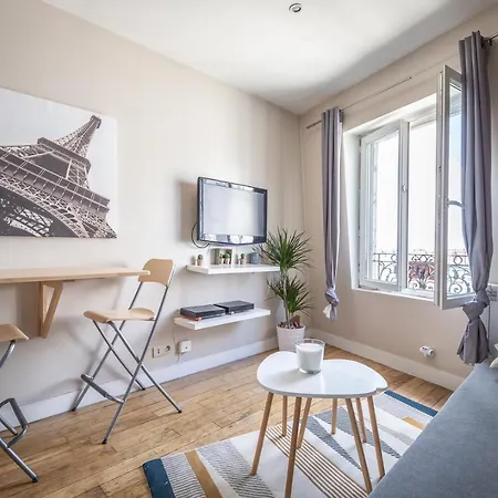 Petit Havre De Paix De 27m2 A Montmartre アパート