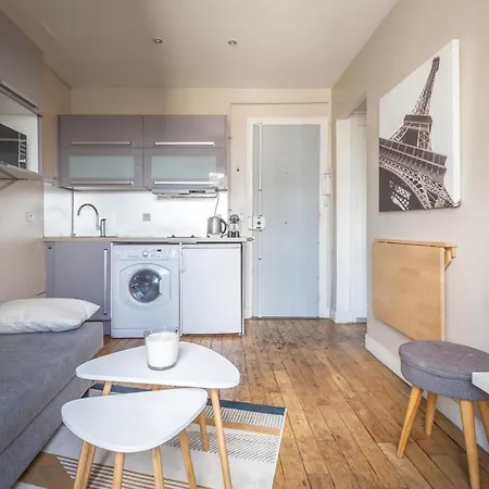 Petit Havre De Paix De 27m2 A Montmartre Apartment Paris