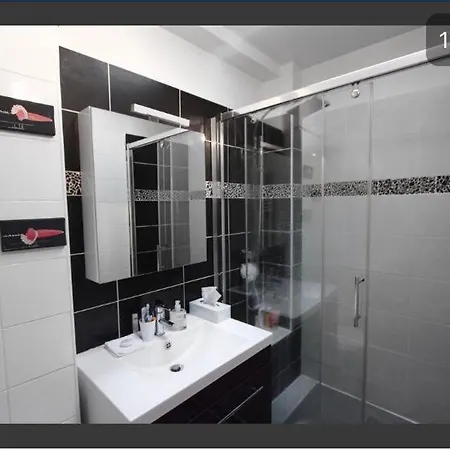 Petit Havre De Paix De 27m2 A Montmartre شقة باريس